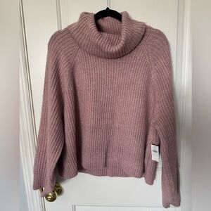 Old Navy Cropped Turtleneck - Mauve